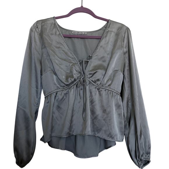Abercrombie & Fitch Satin Blouse Tie Front Top Long Sleeve Peplum M Date Night - Picture 4 of 9